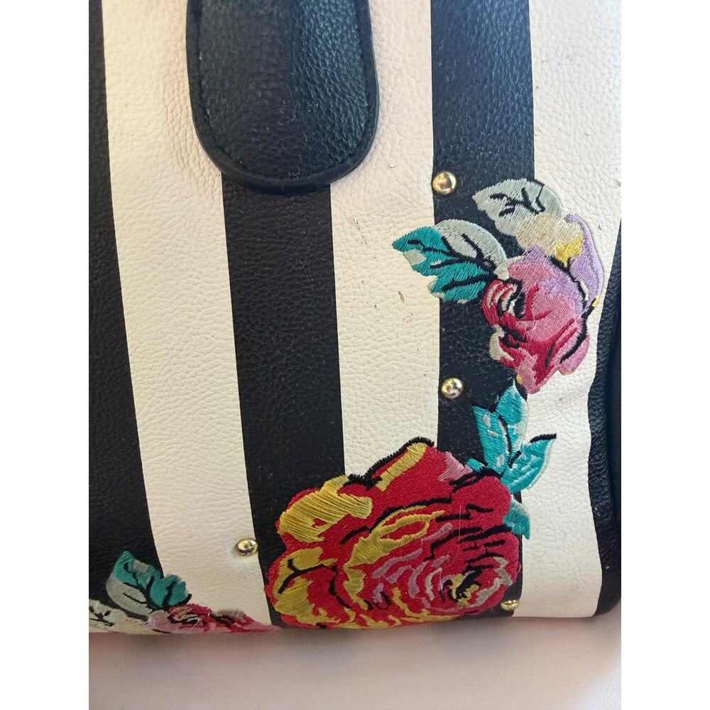 Black & White Stripped, Floral Patches, Betsey Johnson Tote Bag, Handbag & Purse - Picture 11 of 12